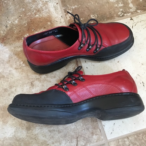 Dansko Red and Black tie-up Walking Shoes - Picture 9 of 16